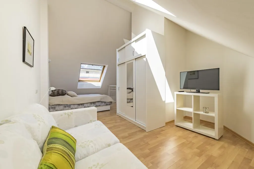 Maisonette Apartment Am Bahnhof - Adults Only Innsbruck