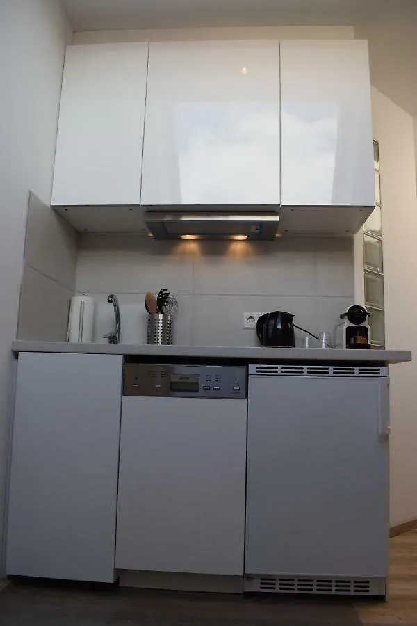 Maisonette Apartment Am Bahnhof - Adults Only Innsbruck 0*,  Austria