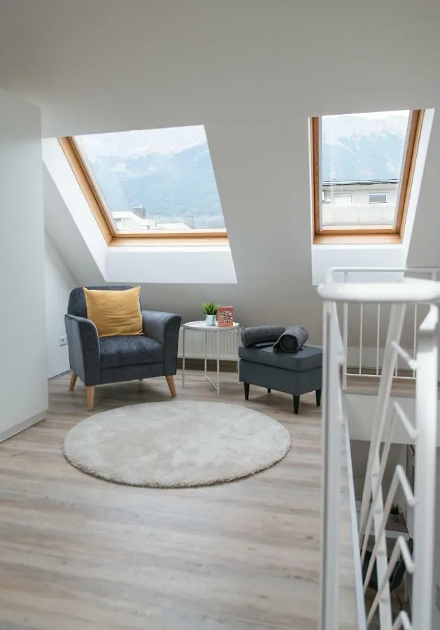 Maisonette Apartment Am Bahnhof - Adults Only 0*, Innsbruck Austria